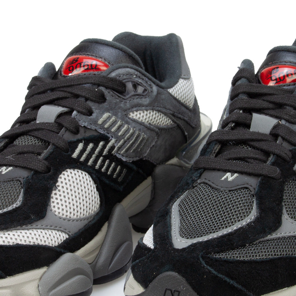 New Balance 9060BLK