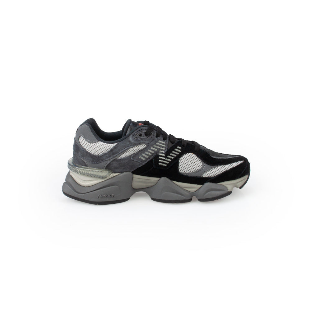 New Balance 9060BLK