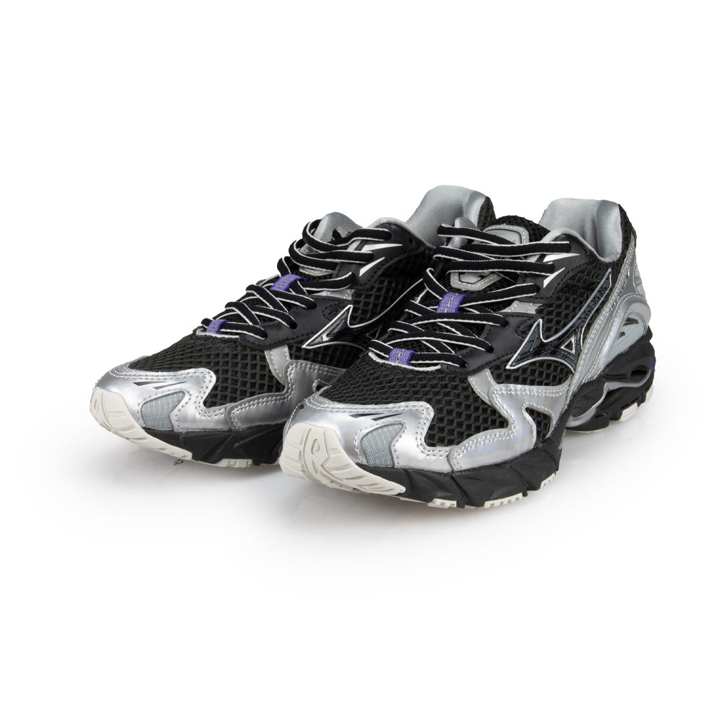 MizunoWaveRider10.jpg