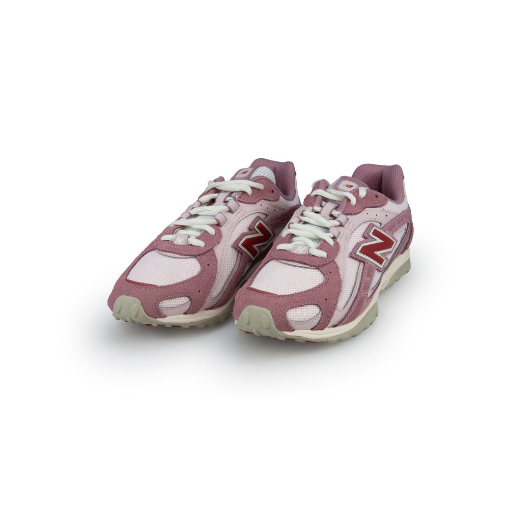 New Balance 204L