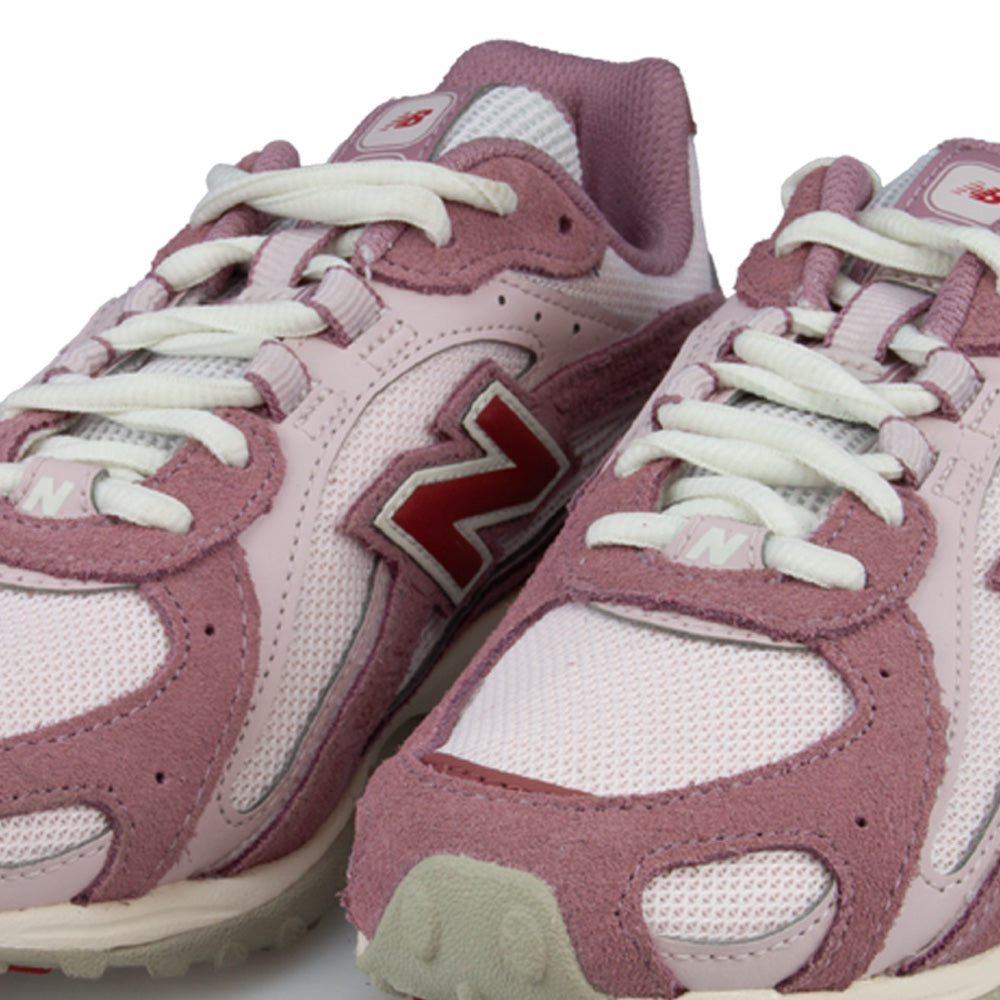 New Balance 204L
