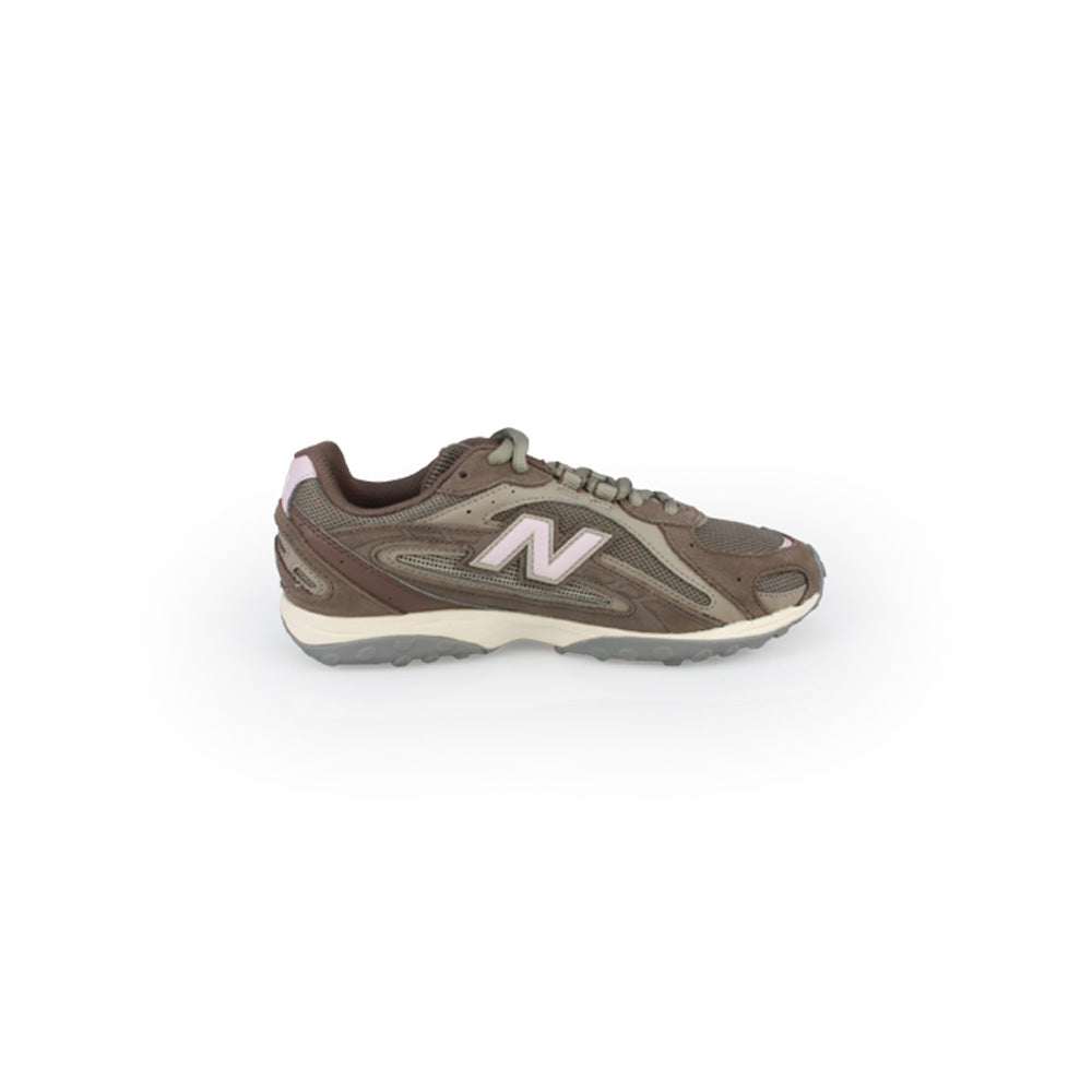 New Balance 204L