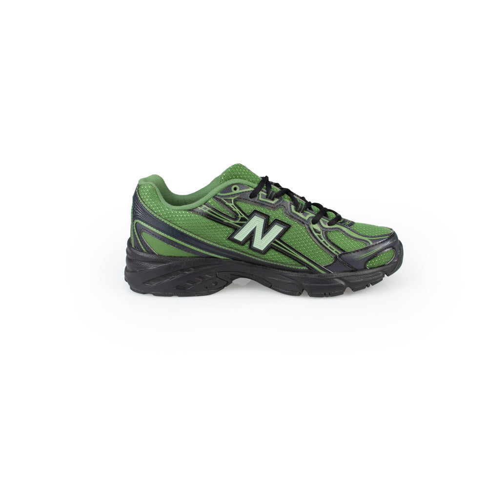 New Balance 740