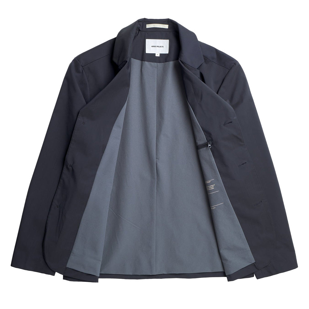 Norse-Projects-Nilas-Alpinix-Smart-Merino-Jacket-DarkNavy-N50-0287-01.jpg