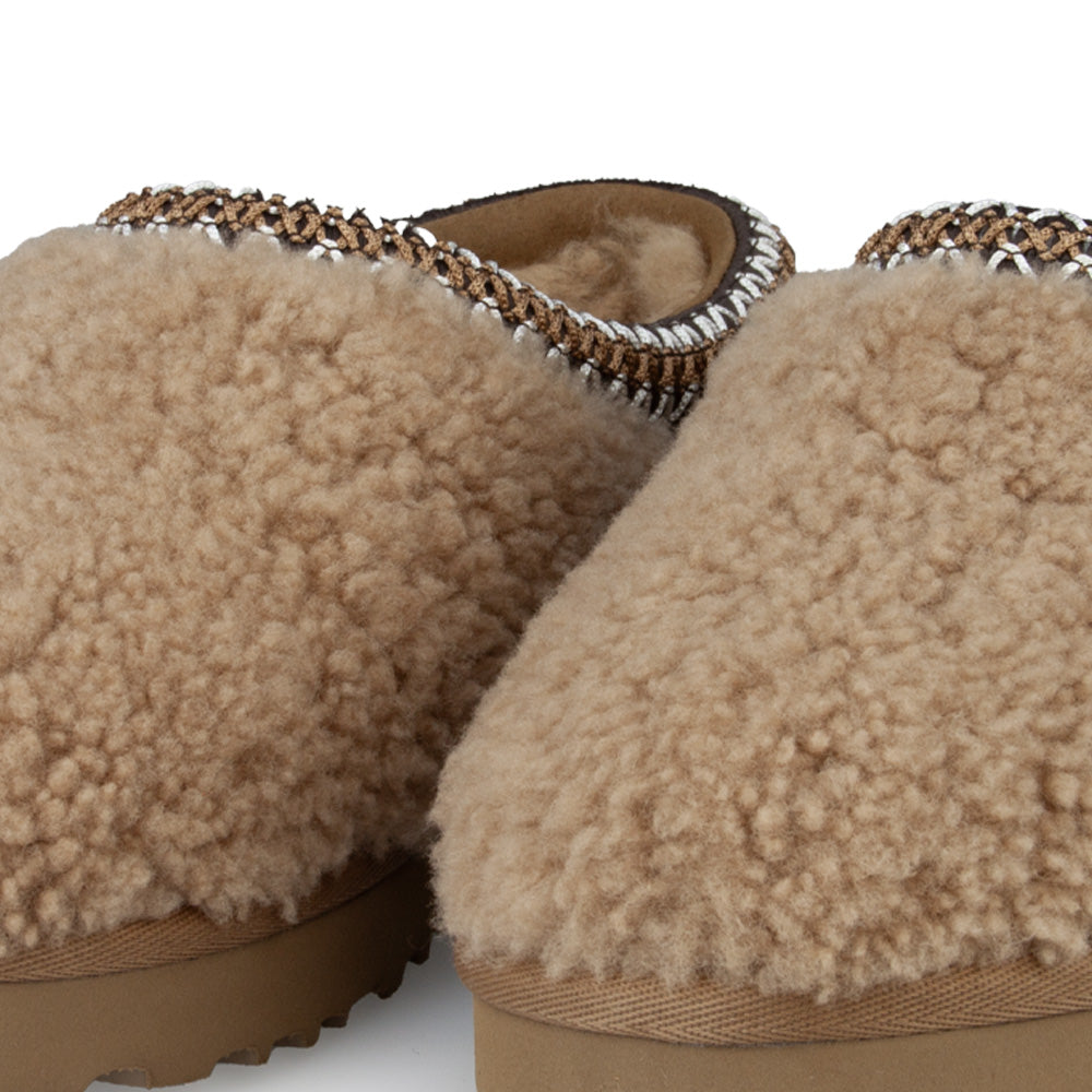 Ugg Tasman Maxi Curly Woman
