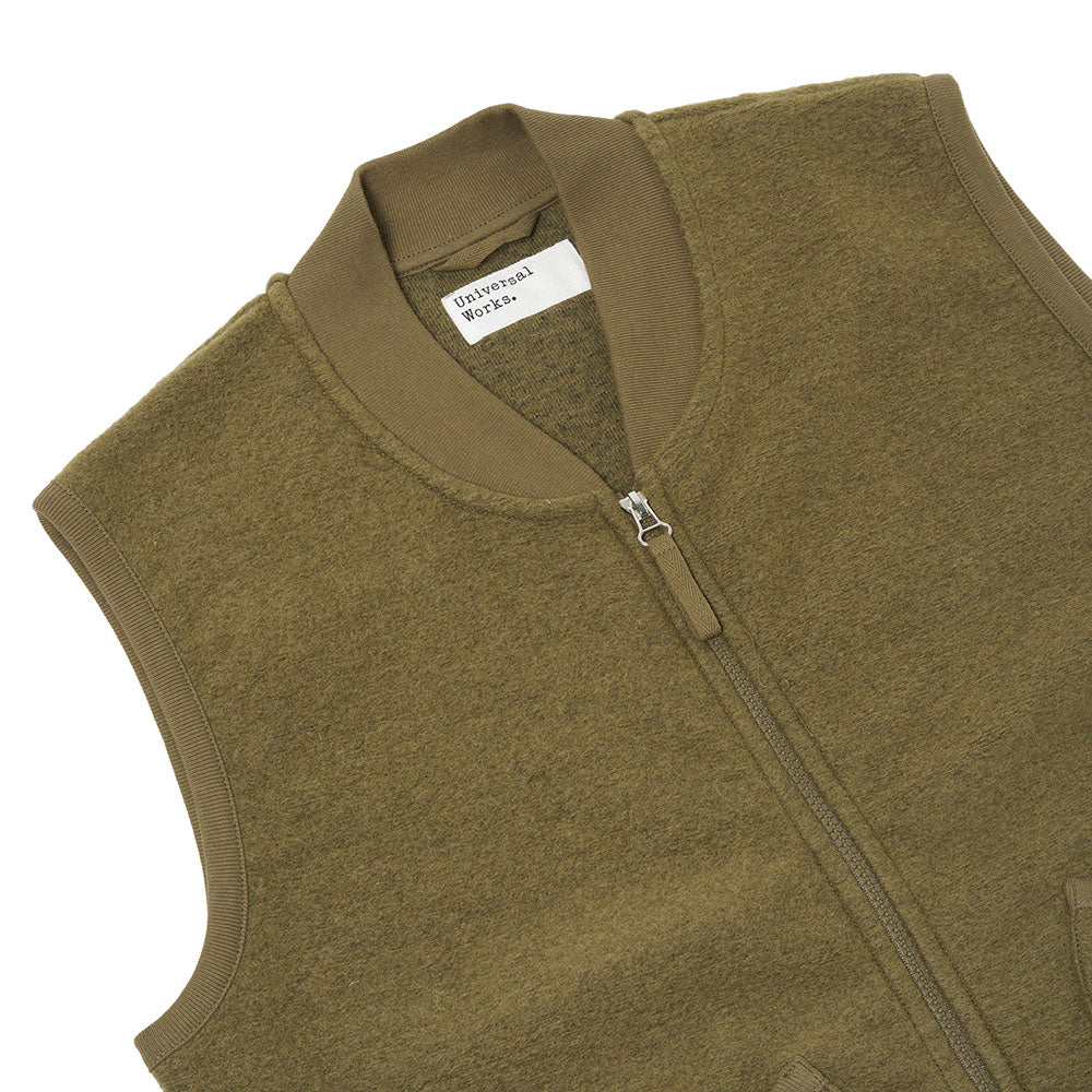 Universal-Works-Zip-Waistcoat-in-Lovat-Wool-Fleece-olive-2_cd91a03e-1658-438e-ba3b-82d56511a242.jpg